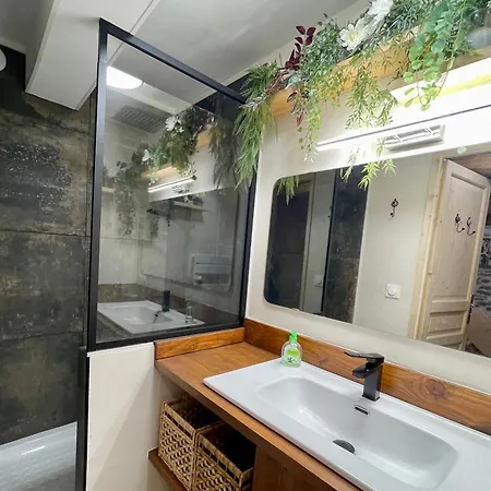 Warm And Cozy House * Égliseneuve-dʼEntraigues